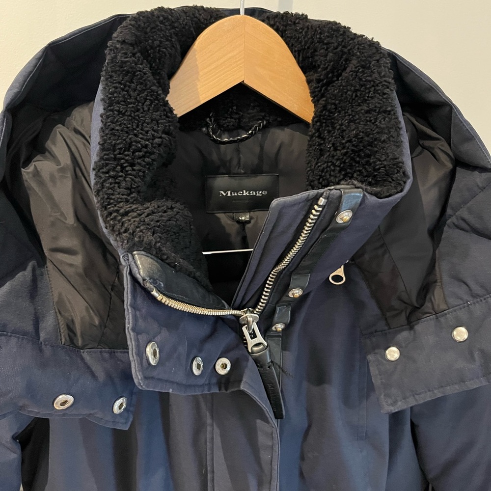 Mackage Kerry winter coat size small - Picture 4 of 13
